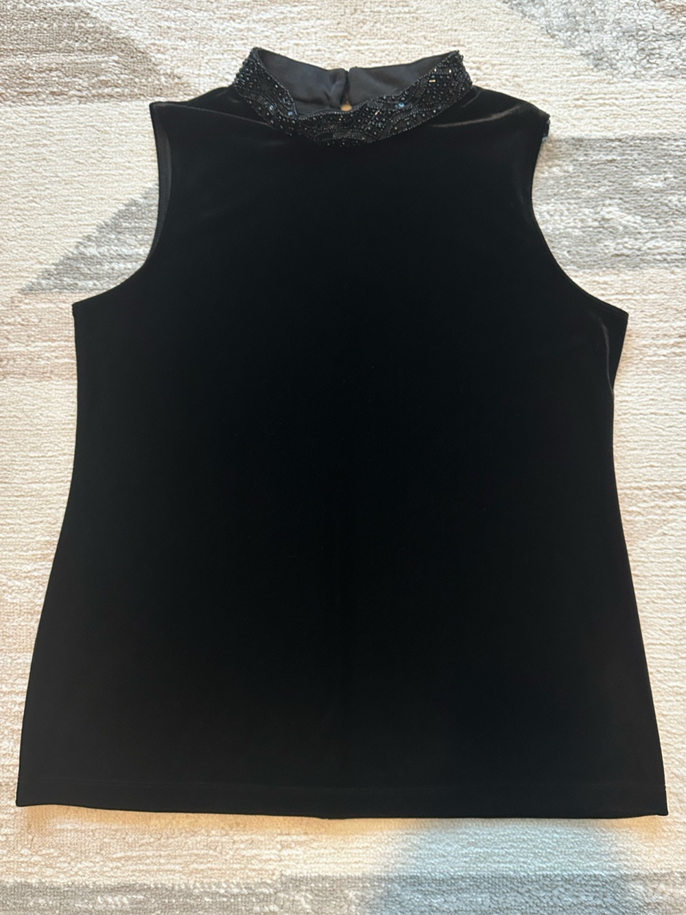Vintage Helene Blake Beaded Mock Neck Black Velvet Sleeveless Top Size L